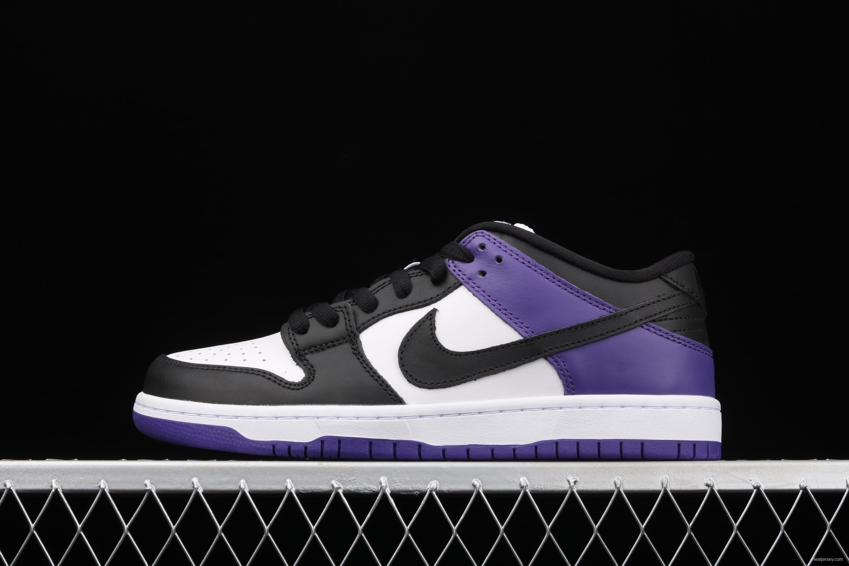 NIKE SB DUNK Low Court Purple black and purple North Carolina low-top leisure sports skateboard shoes BQ6817-500