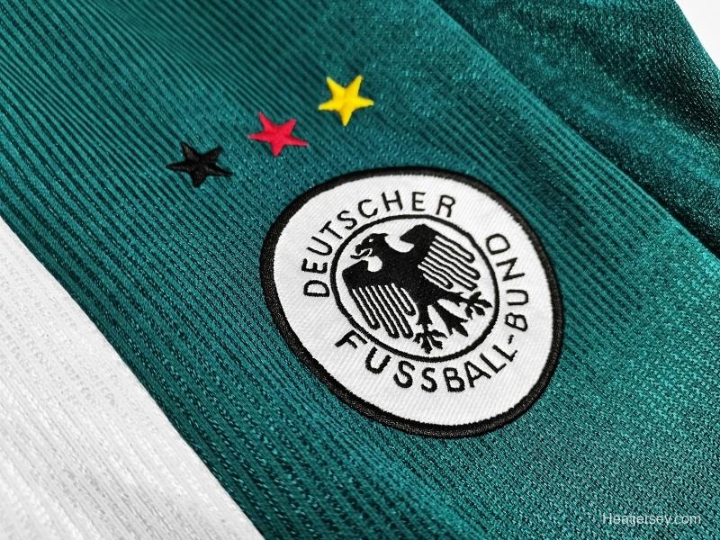 Retro 1998 Germany Away Soccer Jersey