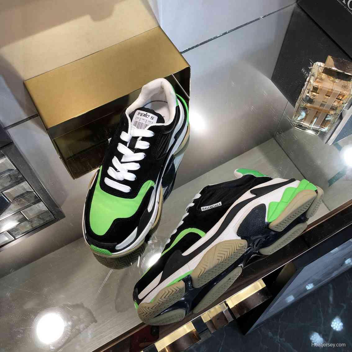 Men/Women Balenciaga Triple S 2.0 Sneaker Black/Green Item 6380340